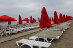 Устойчив чадър за плаж